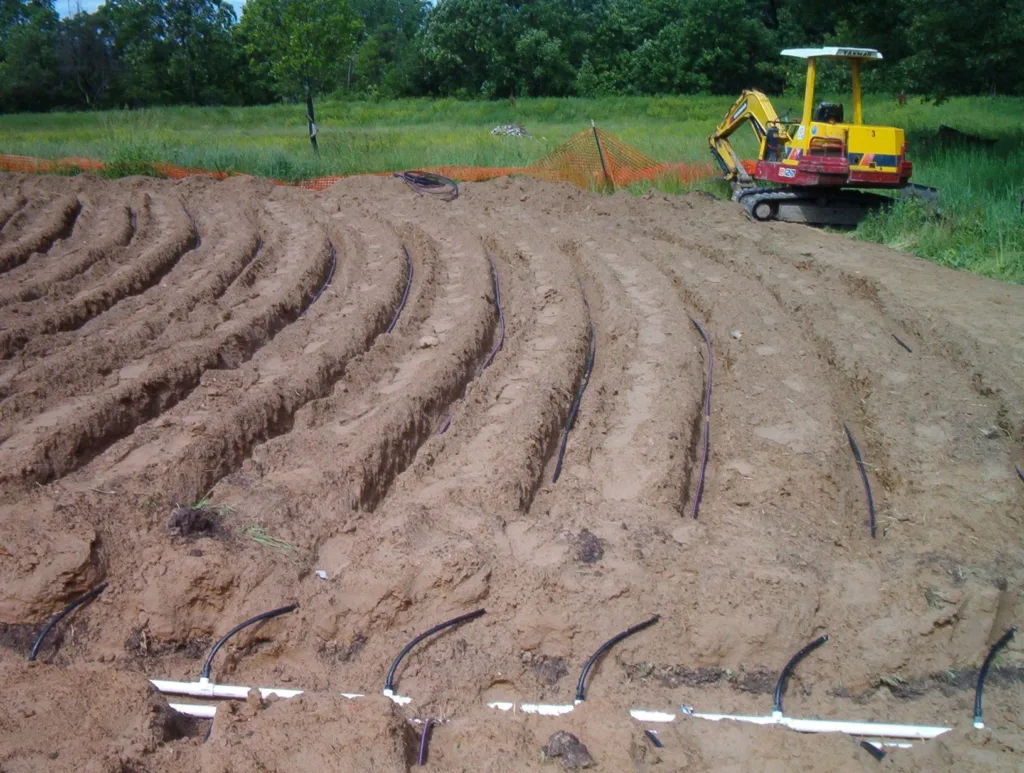 Sewer line maintenance is key to keeping your drains flowing freely Clean Out Sewer Lines - Keep your Drains free from debris and root growth. Sewer Line Clean-Out & Sewer Flow Maintenance - Sewer Line Clean Out