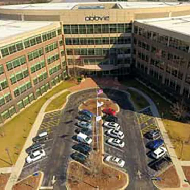 H.T. Strenger Plumbing provides expert plumbing services to Chicagoland Schools, Hotels, Hospitals, Corporate Buildings, Commercial Remodeling Projects & Municipalities Services.